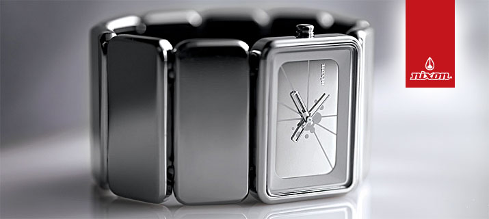 Dámské hodinky Nixon – jak vypadá něžný luxus? (http://www.hiphopshopy.cz)